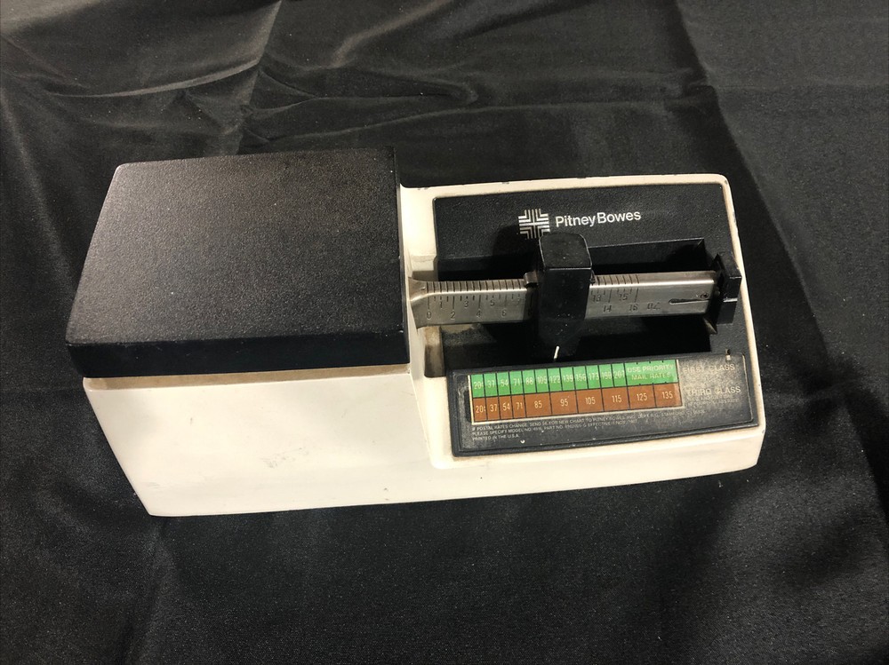Model 4916 Pitney Bowes 16 Ounce Balance Beam Postal Scale