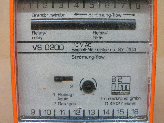 Ifm Efector Flow Sensor Controller 110 Vac Model Vs0200