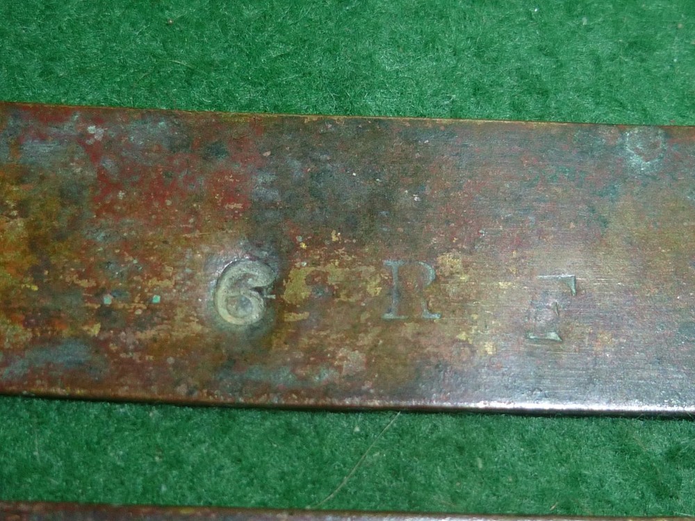 WW1 6th Royal Engineers Button Cleaner