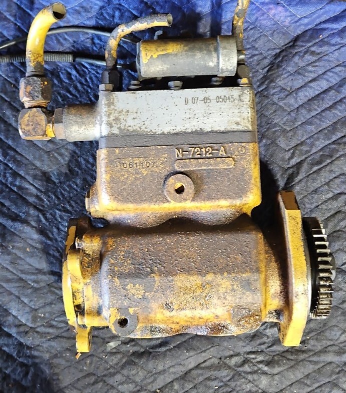 Air Compressor pulled from 2007 CAT C7 Acert Pn 294-8261