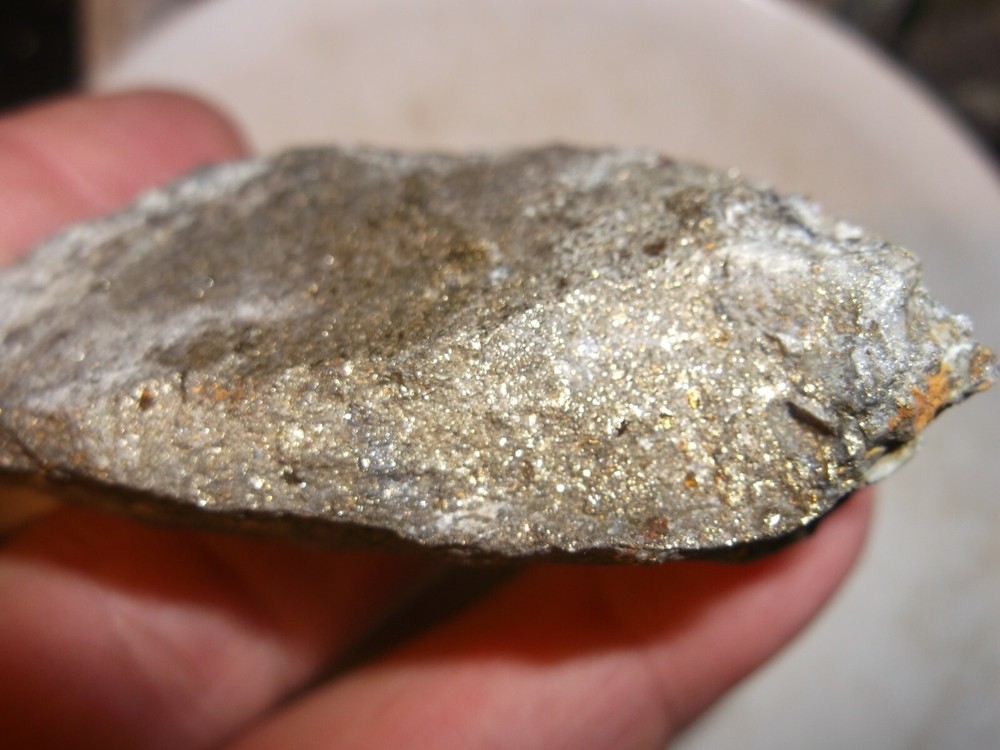 Gold, silver, copper, 100 grams samples ,ore high grade .