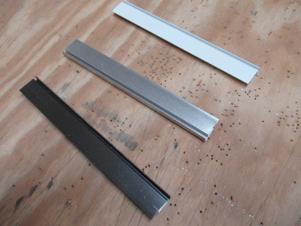 Knife Edge window screen Frame, 20 lengths x 93 in. long