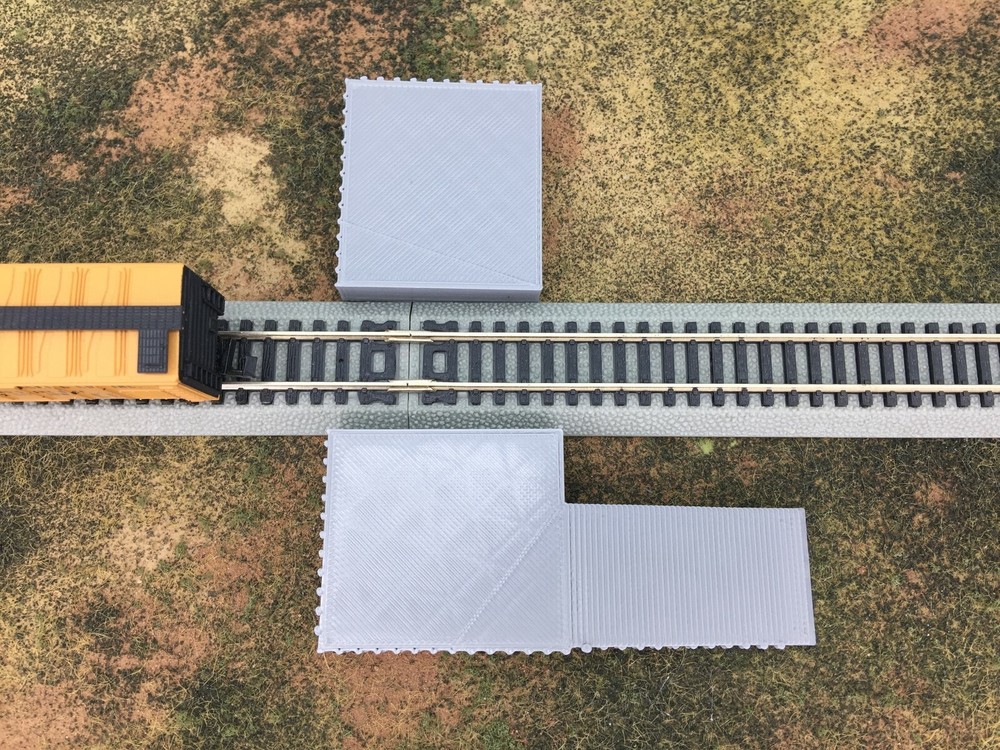 2 pc Loading Platform Dock with Ramp - N Scale 1:160 - No Assembly Required!