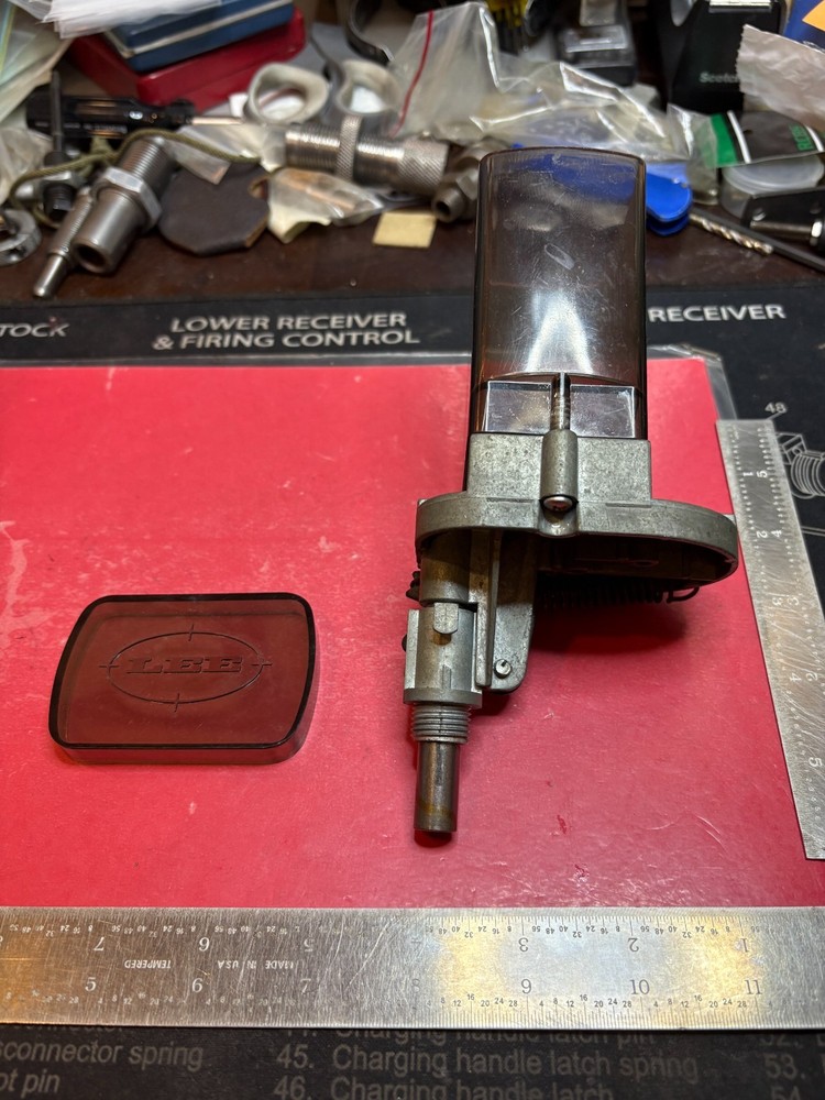 Lee AUTO Disk Powder Measure Lot#107