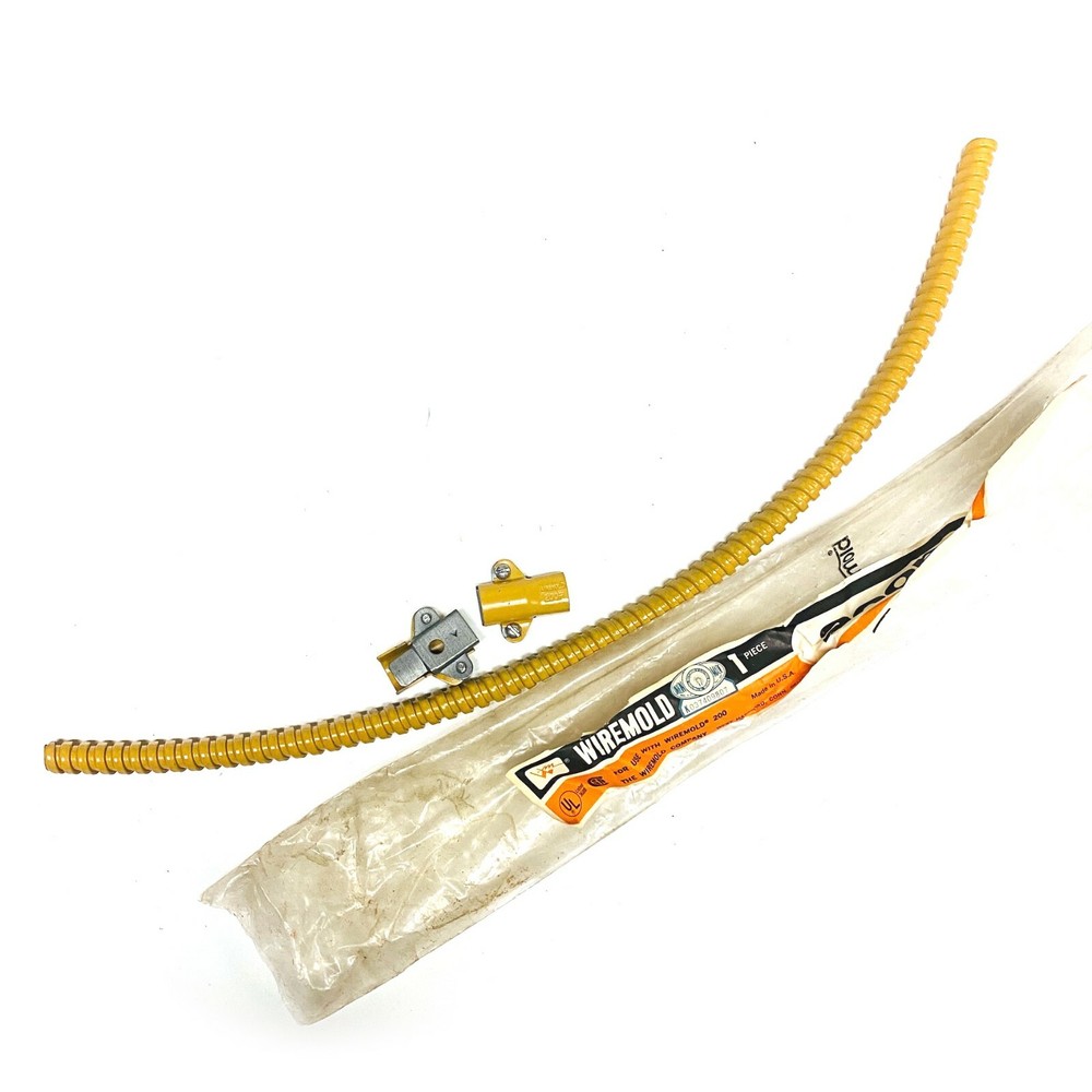 Legrand Wiremold 200F Flexible Section Angle Fitting Raceway Kit - Beige