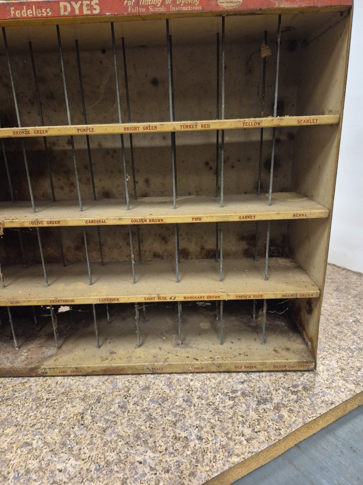 Putnam Fadeless Dyes Display Rack