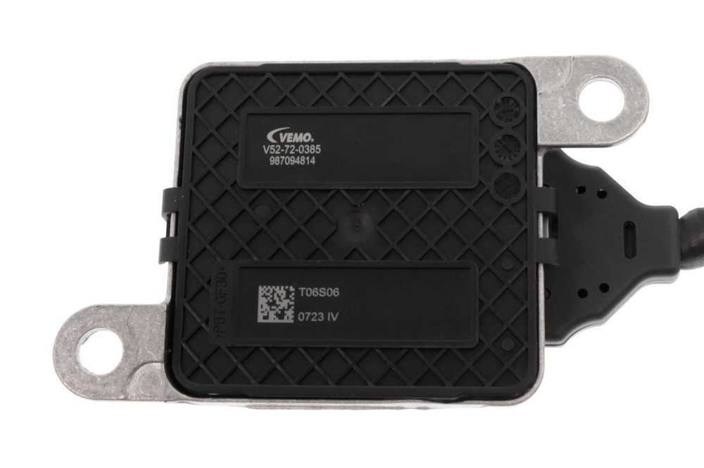 VEMO NOx Sensor, urea injection V52-72-0385