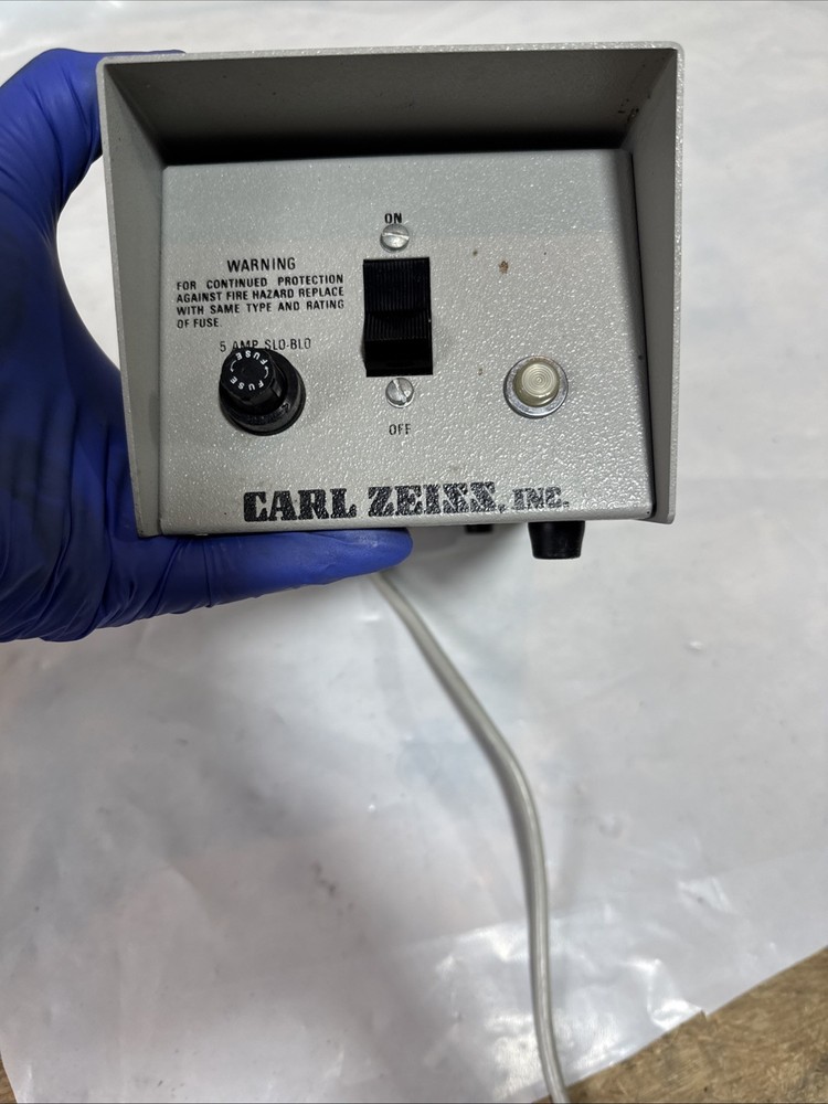 Carl Zeiss 1100 Microscope Illuminator Light Source Power Supply