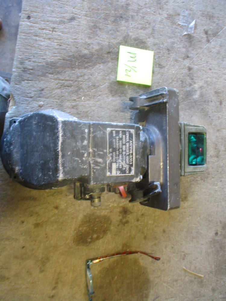 Used AN/VVS-2 Viewer, Drivers NV for Periscope Postion, Works, Internal Crack