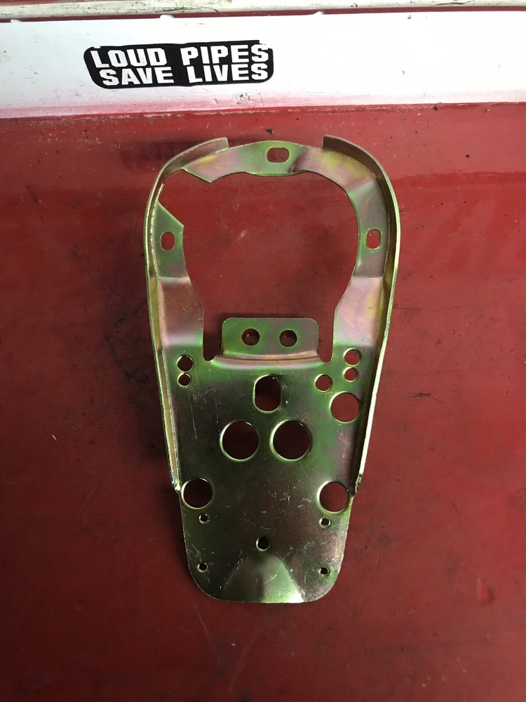 Harley Davidson PANHEAD KNUCKLEHEAD 2 Light Dash Base Plate  1947-54