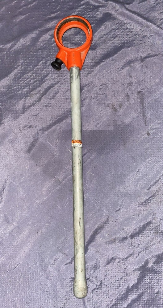 Ridgid Tools Heavy Duty Pipe Threader Ratchet And Handle R-200 R-11