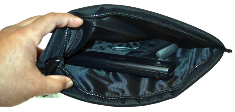 Explorer Padded Soft Case, Black