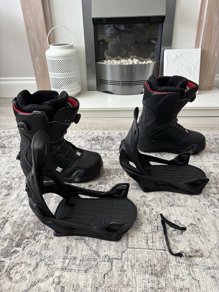 Burton Step On Bindings And DC Step On boots