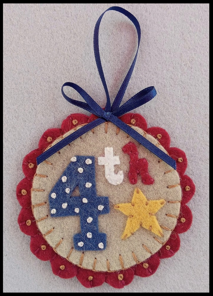 PATTERN!~*StArS & StRiPeS*~Patriotic Americana Ornaments~wool applique~ PATTERN!