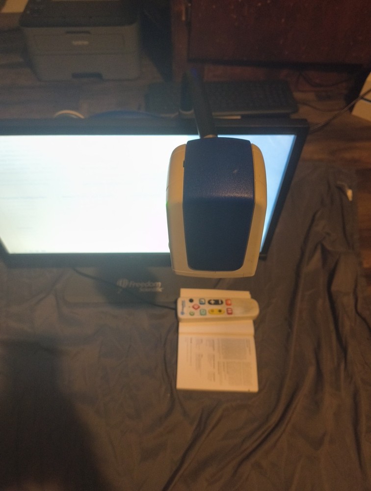 Freedom Scientific ONYX HD Deskset Magnifier Document Reader