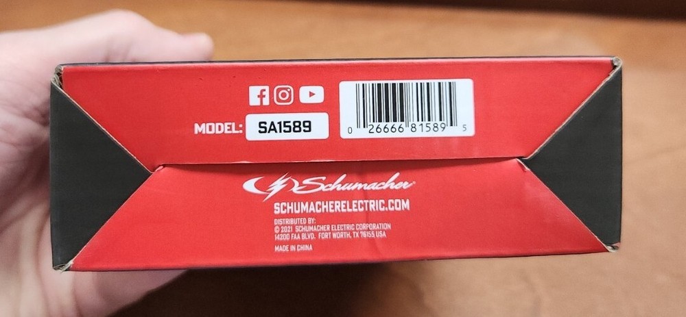 Schumacher 5 Watts Folding Solar Panel Charger + USB Power