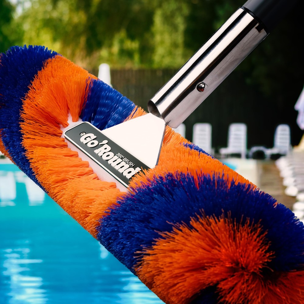 GoRound 360 Pool Brush 18 inches
