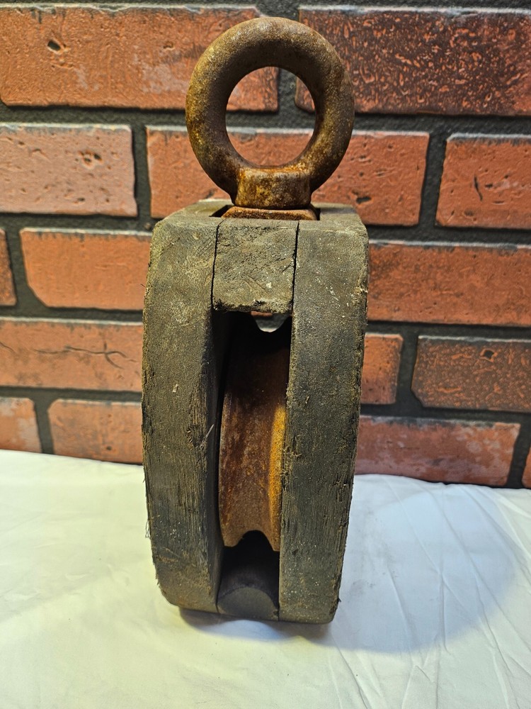 Rustic Farmhouse Wood Pulley