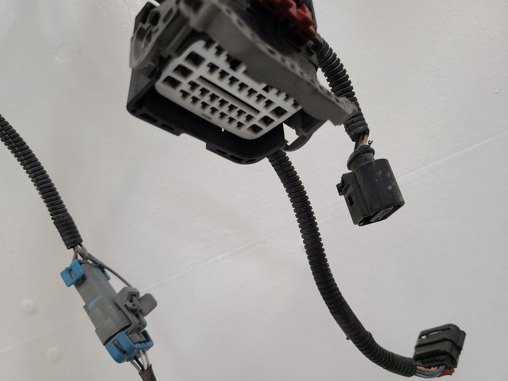 2014 GMC TERRAIN Engine Wire Harness