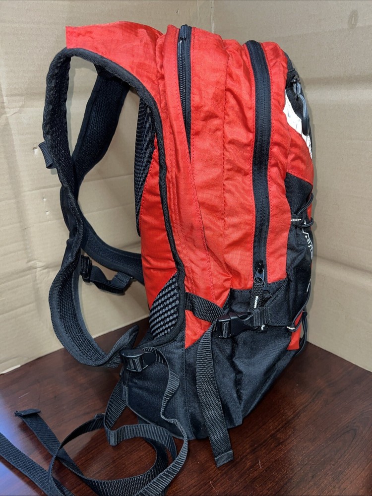 COLEMAN MAX HYDRATION GREEN BACKPACK Elate 14L, NO BLADDER