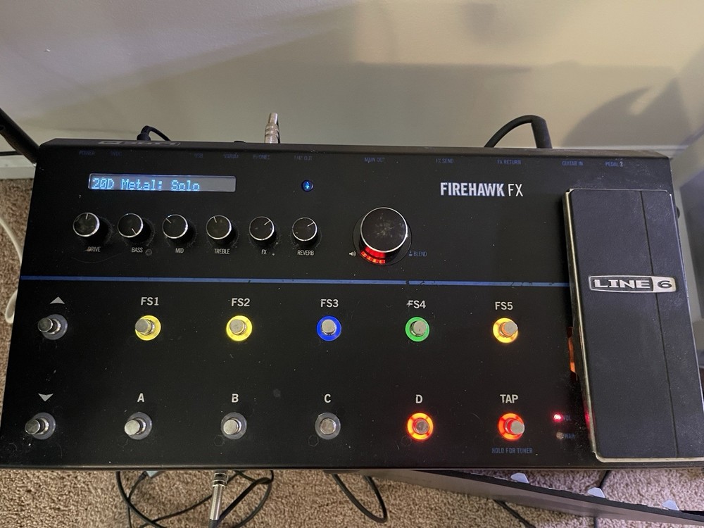 Line 6 Firehawk FX Multi-Effects Guitar Effect Pedal