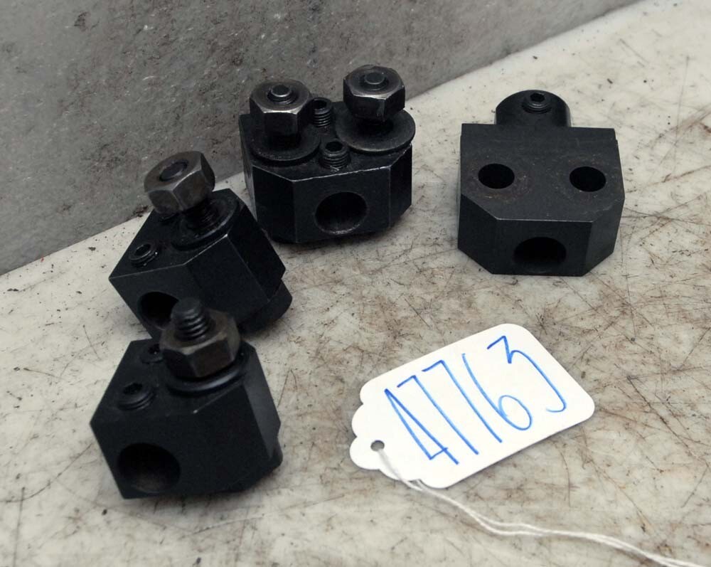 Assorted Hardinge tool holders (inv 47763)