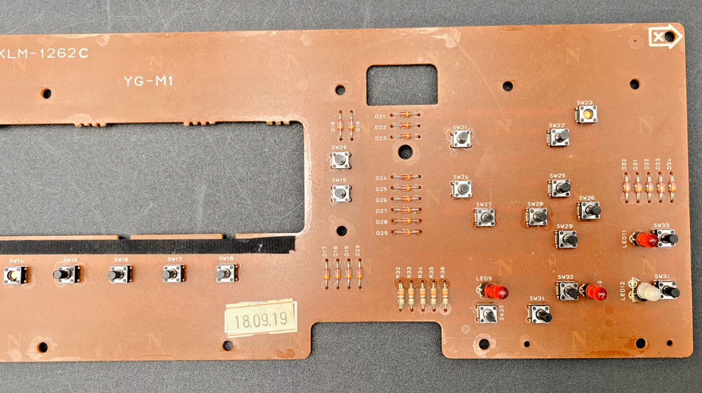 KORG KLM-1262C YG-M1 PANEL SWITCH BOARD M1 SYNTHESIZER