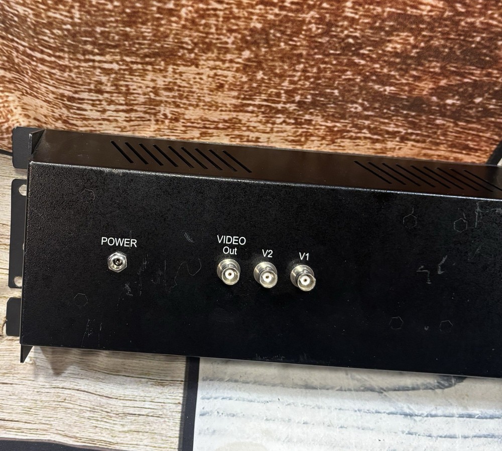 Defender Security 2 x 7" LCD Rack Mount Monitors