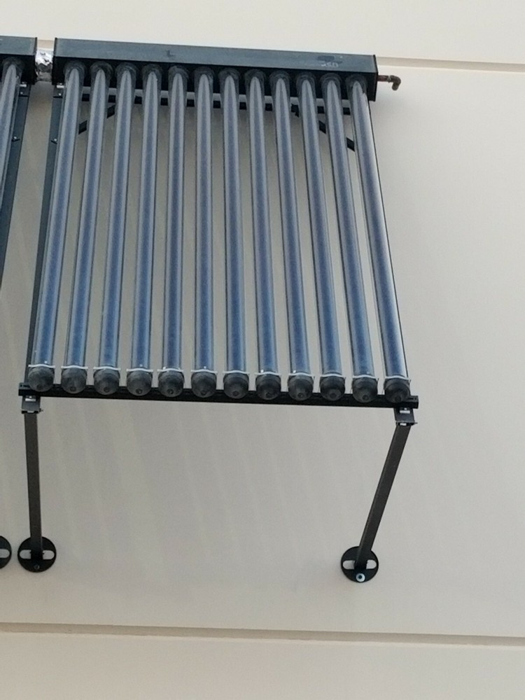 SEA Solar Water Heater System One Collector with 12 Heat Pipe Vacuum Tube