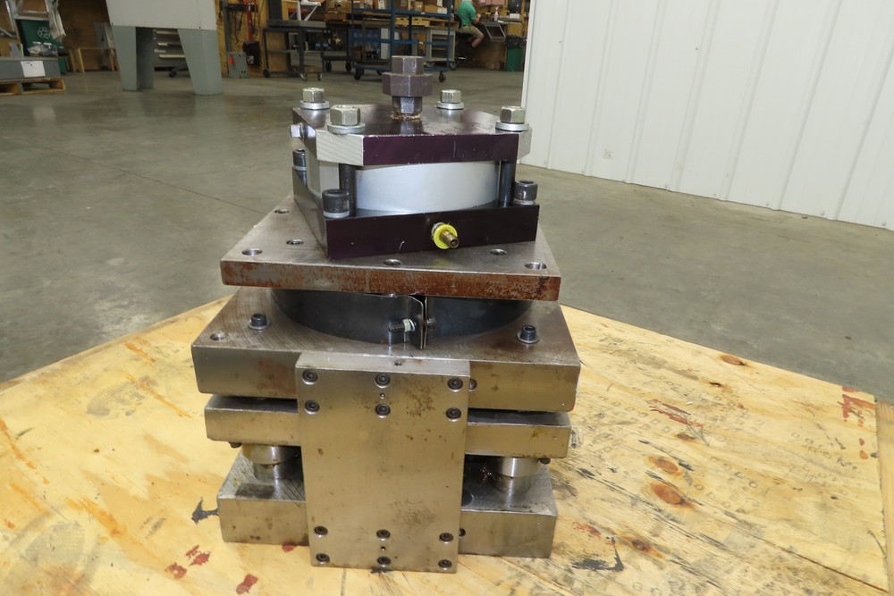 3 Ton Pneumatic Air Die Punch Press 4 Post