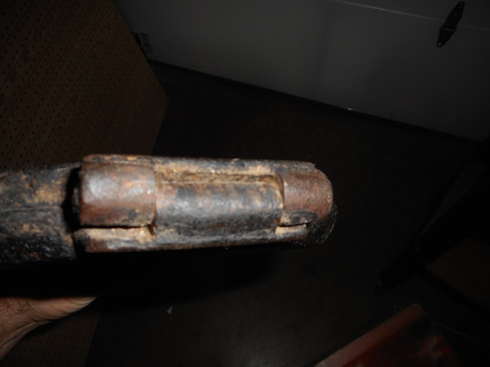 VINTAGE CAST IRON WAFFLE MAKER