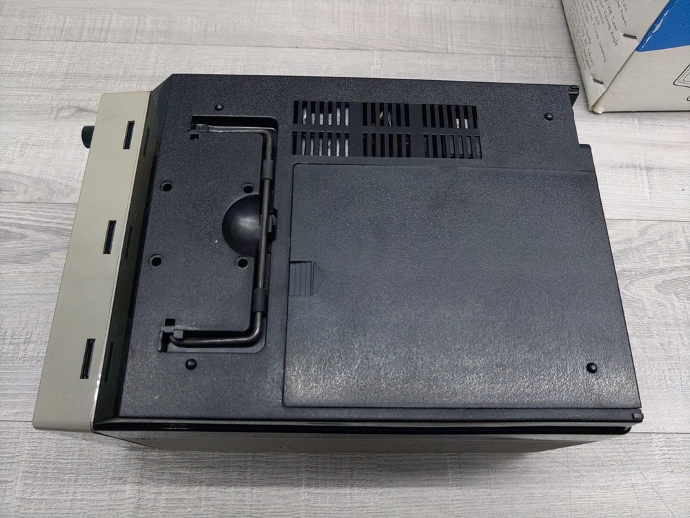MultiTech 5.5" B/W Portable HI-TECH TELEVISION MB-0505, Cords, Box, Styrofoam.