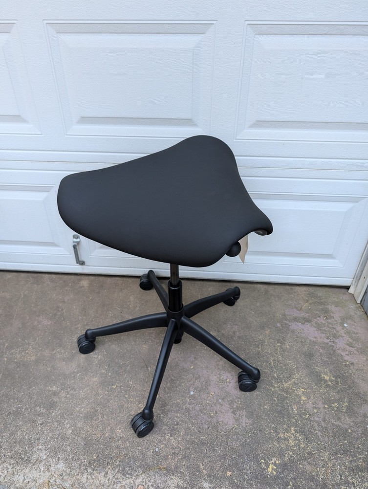 Humanscale Freedom Saddle Stool BLACK