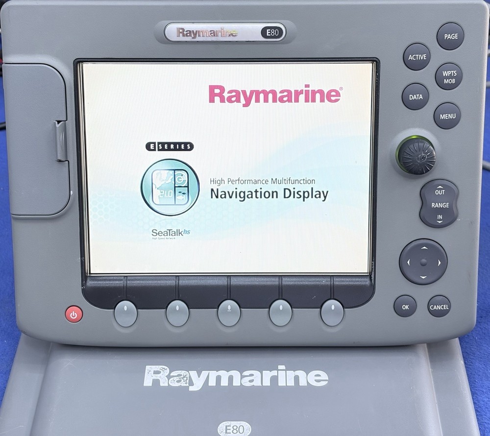 Raymarine E80 Classic GPS Chartplotter Multifunction Display W/ Cover; Tested
