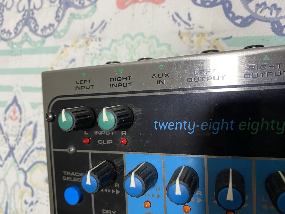 electro harmonix 2880 Looper / Footswitch Near mint!!!