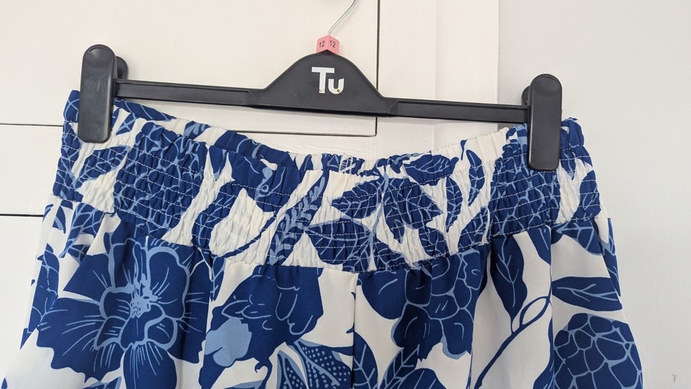 XL blue and white tropical 2 piece