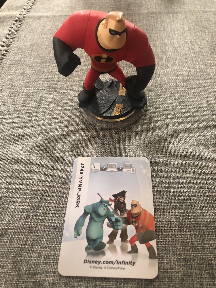 MR. INCREDIBLE - DISNEY INFINITY WITH CARD