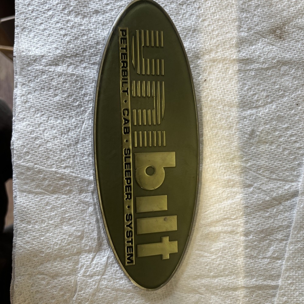 Unibilt Peterbilt Cab Sleeper System Emblem Metal Used E4