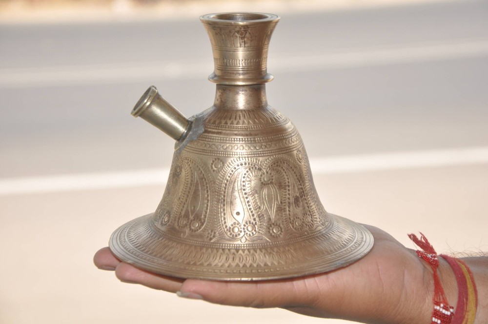 Vintage Solid Unique Shape Brass Handcrafted Inlay Engraved Hukha Base