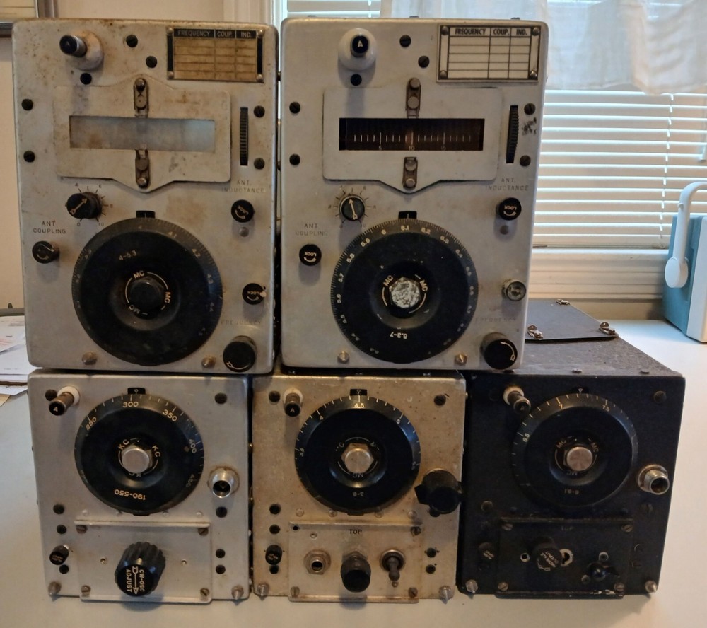 WW-II Command Radio Set - 3 Receivers and 2 Transmitters