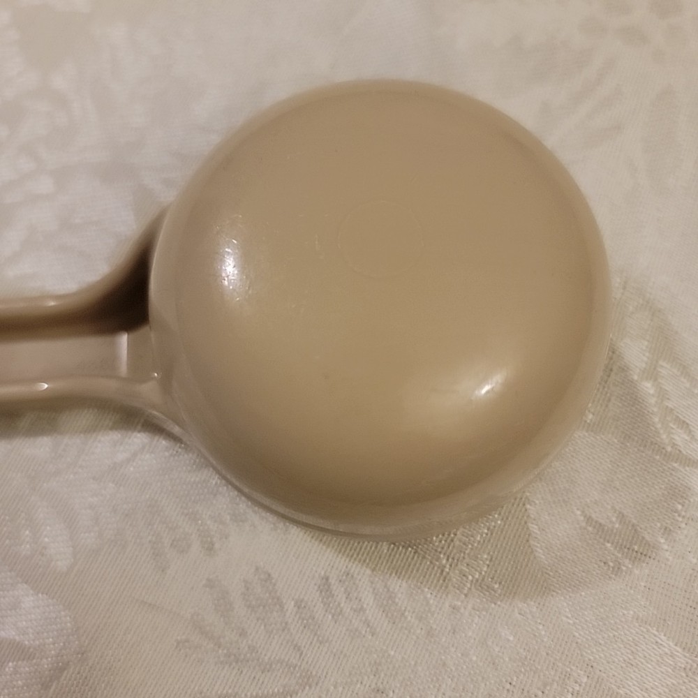 Measure Miser Carlisle 2 oz Long Plastic Measuring Ladle Portion Control Tool