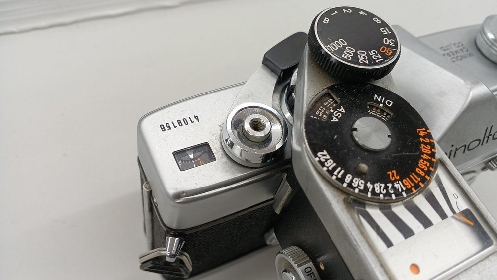 MINOLTA SR-1S/Meter Film SLR Camera