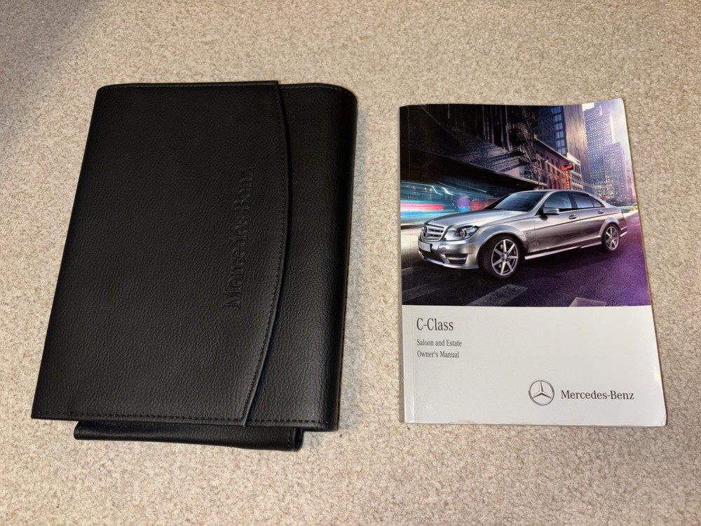 Mercedes C-Class C-220 Owner Manual Bundle plus Leather Case