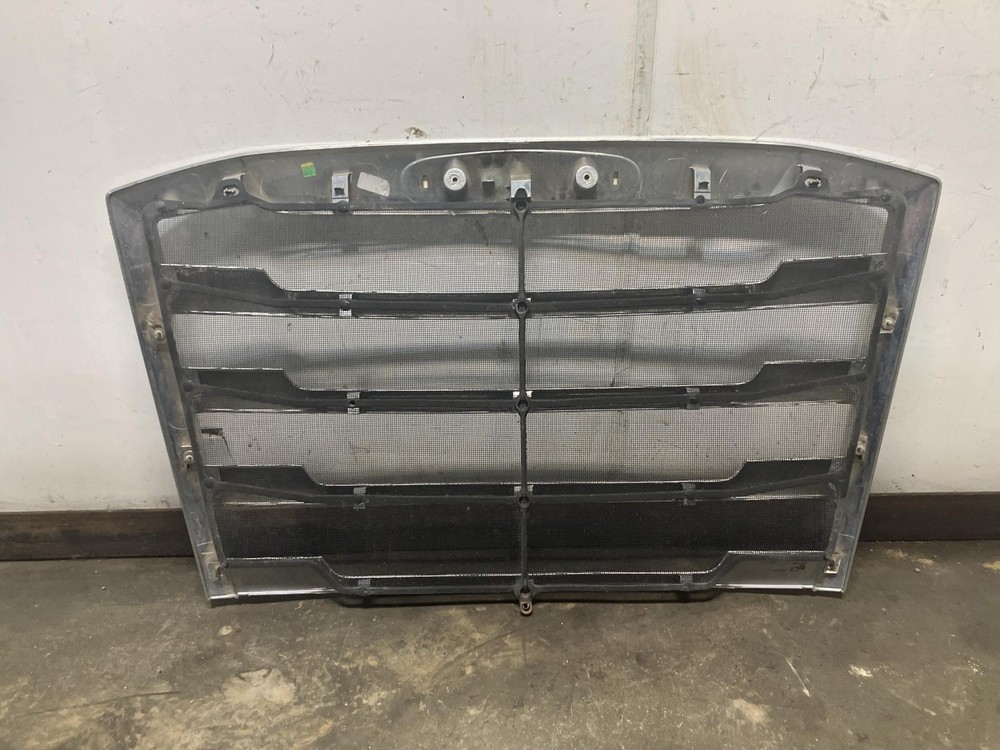 2017-2024 Freightliner CASCADIA Grille - Used