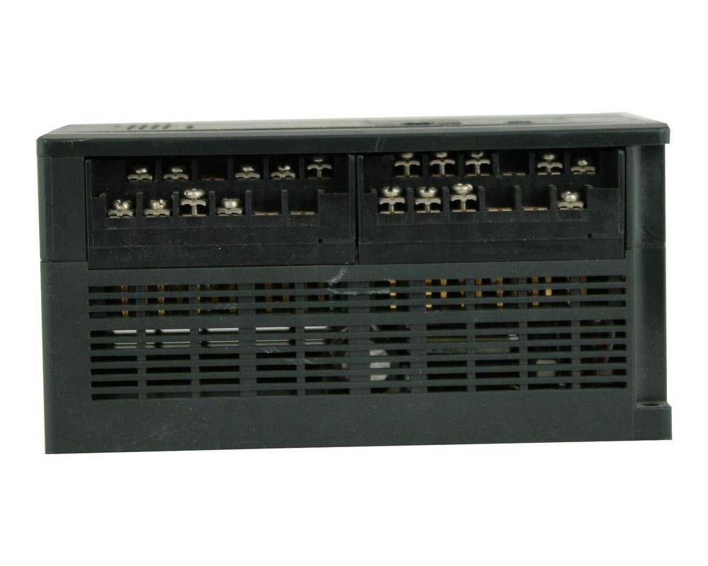 GE FANUC VERSAMAX MICRO CONTROLLER 16 DC INPUT P/N IC200UDR005-BF