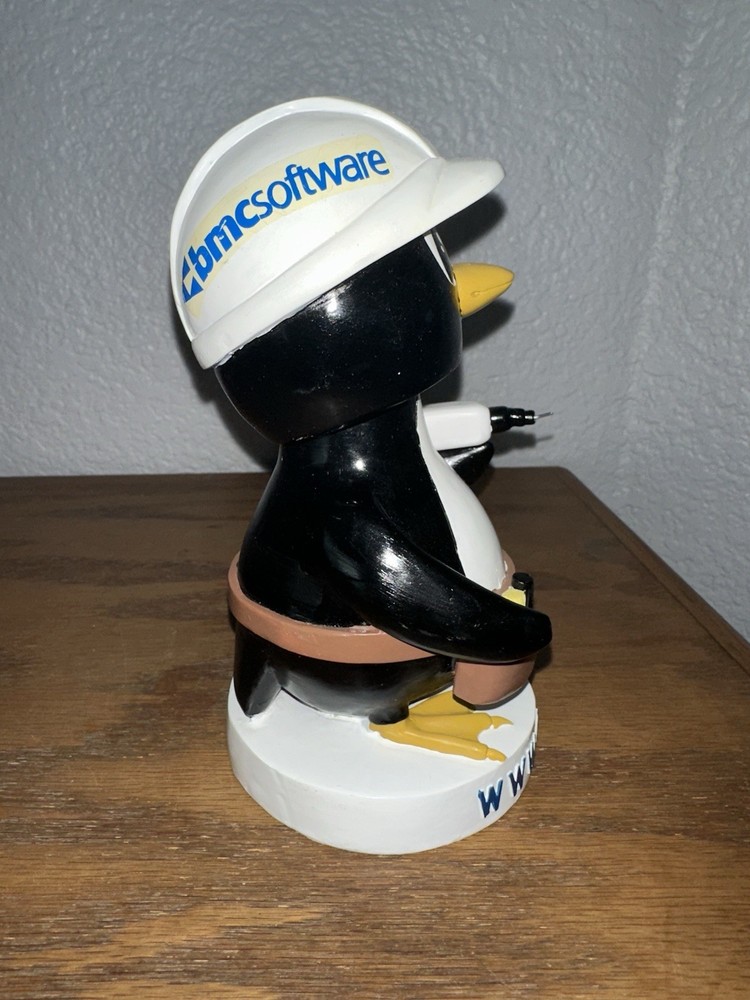 BMC Software PENGUIN Bobble Head Figurine company workman technician w/Box