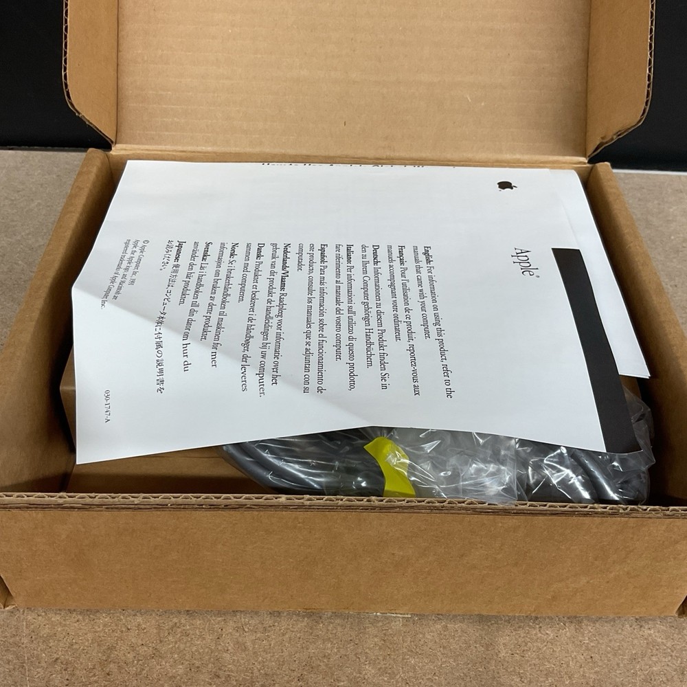 Apple Macintosh PowerBook AC Adapter M1058LL/A - Open Box