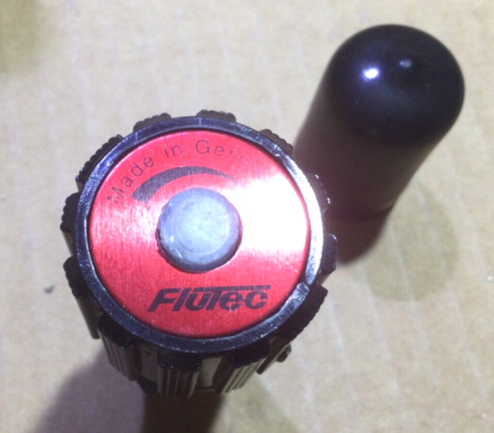 Flutec DV5E-010 Needle Valve Regulator