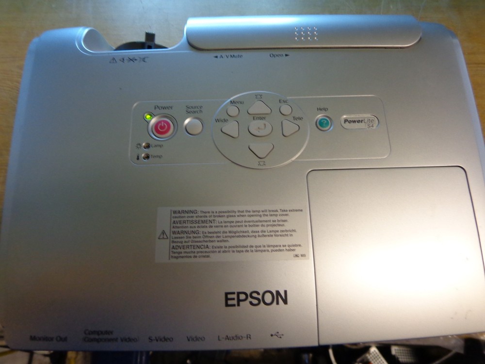 EPSON EMP-S4 LCD PROJECTOR 553Hrs (No Remote Control)
