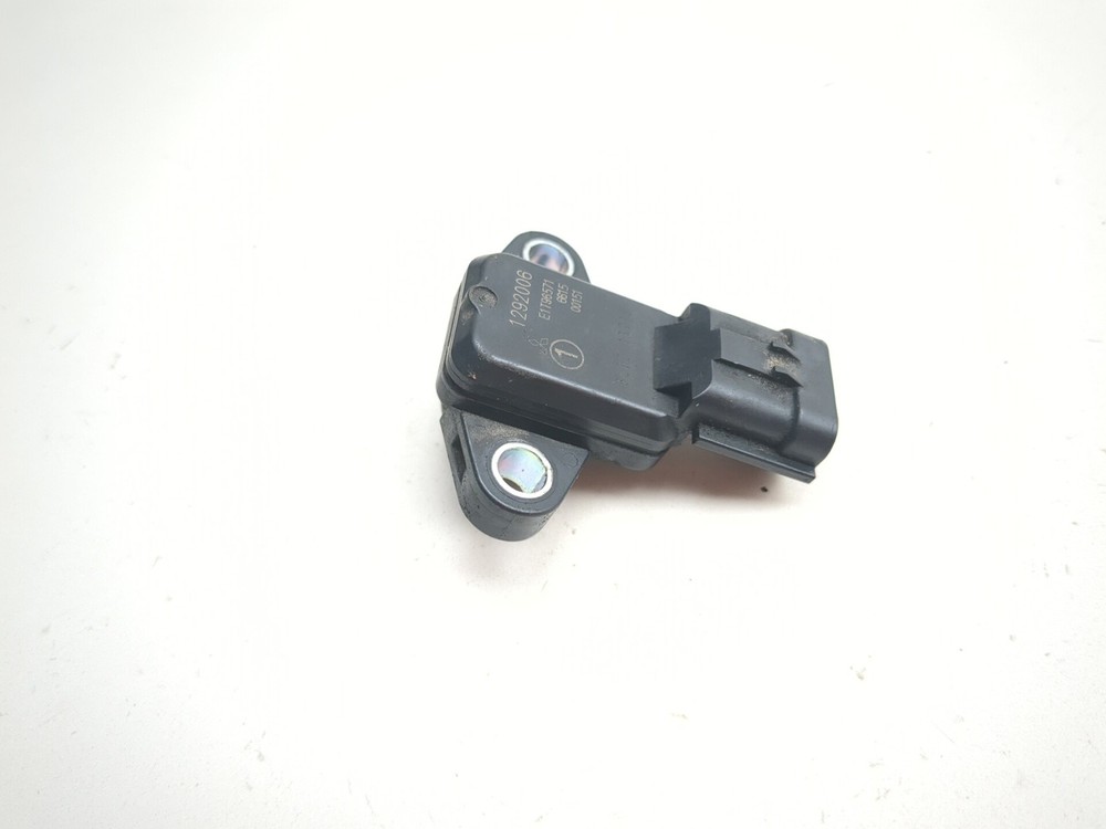 04-09 Triumph Rocket 3 III MAP Sensor T1292006